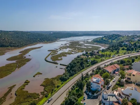 Terreno urbano con progetto in vendita a Portimão – Algarve