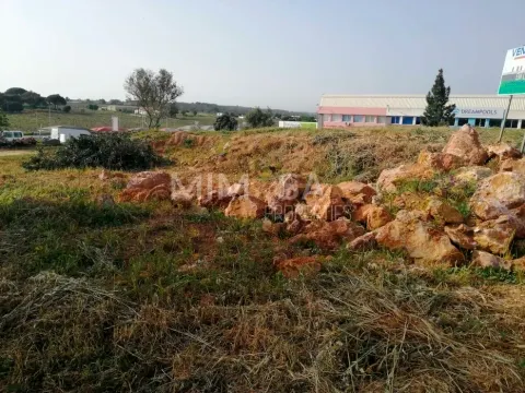 Investment Opportunity – Plot for Construction in Lagos