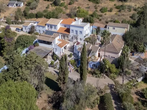 Quinta T14 de exelênçia com Piscina em 3,8 ha de Área em Odiáxere