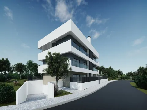 Appartement met 3 suites en prachtig uitzicht in Mexilhoeira