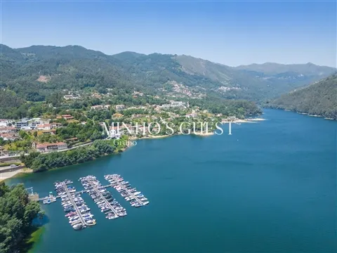 GERÊS COUNTRY RETREAT | Resort Turístico junto à Barragem da Caniçada