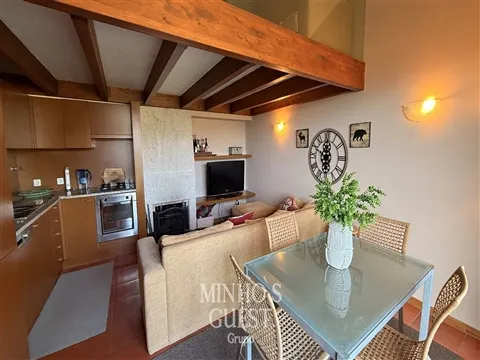 Moradia T2 (Duplex) c/ Jardim e Churrasqueira em Condomínio Fechado de Luxo - Caniçada, Gerês