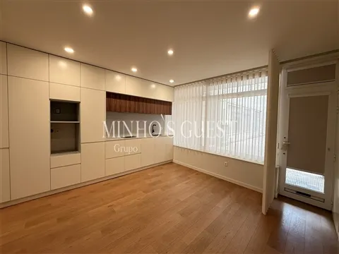 Apartamento T2 (Novo) c/ AC Bosch - Braga Centro