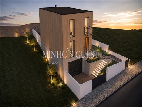 Lote de Terreno (252m2) de Construção c/ Projeto p/ Moradia - S.Pedro DEste - Braga