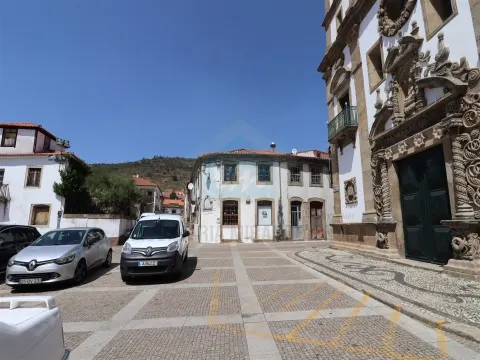 Moradia T3 Para Venda em Vila Flor