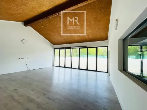 Moradia T4