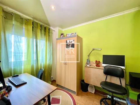 Semi-detached house T2