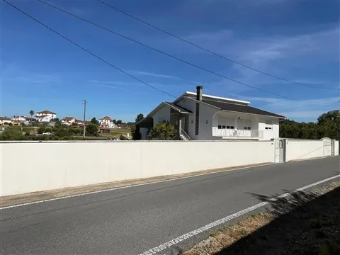 Detached house T5