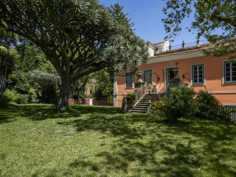 Palacio na 1º linha de Mar em Paço de  Arcos 