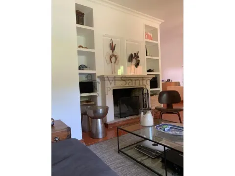 CASCAIS- Areia  Moradia  T5 sem moveis