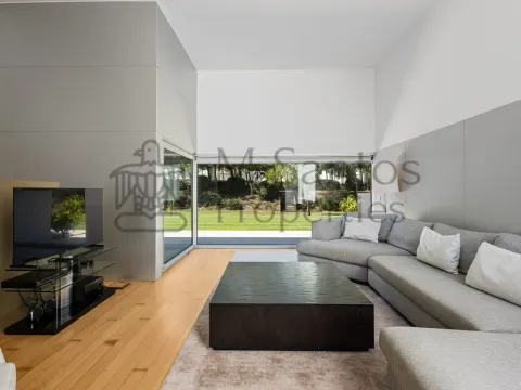 LEIRIA - Obidos  -  Moradia T3 no Bom Sucesso Resort – Conforto, Design e Natureza