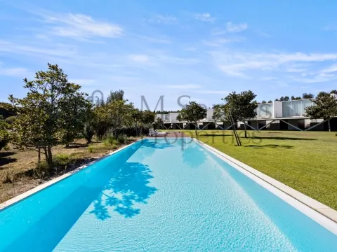 LEIRIA - Obidos  -  Moradia T3 no Bom Sucesso Resort – Conforto, Design e Natureza