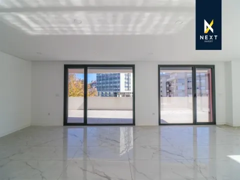 Oportunidade Única no Coração de Viseu – Apartamento T4 + Dois T2 Independentes!