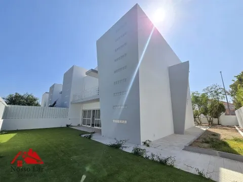 Fantástica moradia T4 com garagem, terraço e logradouro - Sesimbra