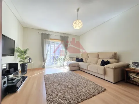 EXCLUSIVO - Excelente Apartamento T3 nas Amoreiras – Setúbal