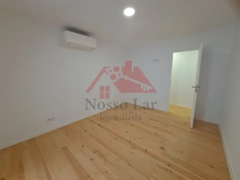 Prédio Remodelado com 3 apartamentos na Baixa de Setúbal