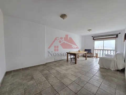 EXCLUSIVO - Apartamento T2 situado na Av São Francisco Xavier,