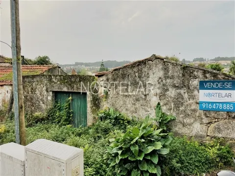 Terreno 3.280 m² com parecer para 14 moradias – Trofa