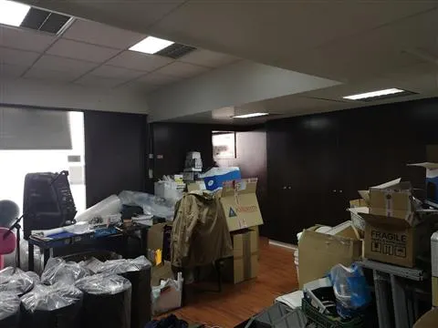 Loja comercial com 82 m2 com montra e boa visibilidade. Póvoa de Varzim | Nova Imobiliária