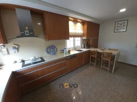 Casa Indipendente 5 Vani +2