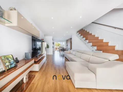  Moradia Geminada T3 em Palmeira de Faro, Esposende