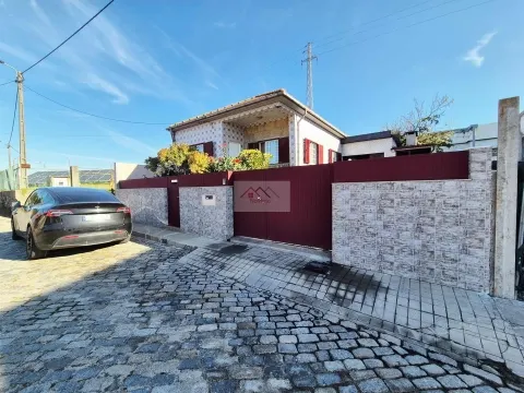 Moradia isolada T3 em Perafita