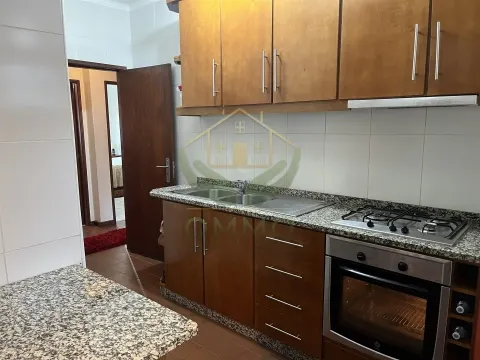 Apartamento T2 à venda em Fafe com varanda