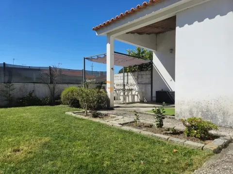 Moradia Isolada T4 à venda em Ilhavo