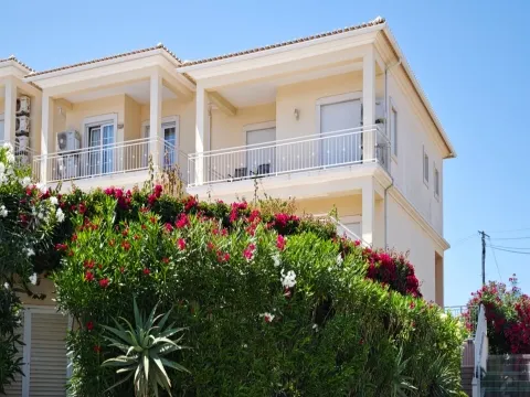 Private 3 bedroom villa with sea views in Balaia