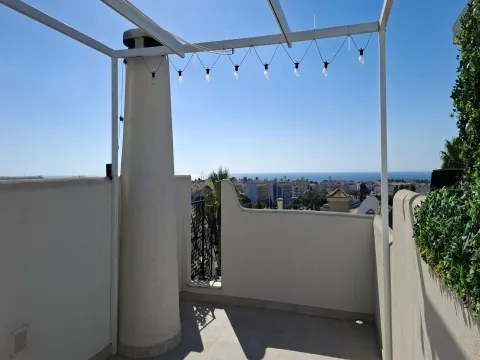 Apartamento T2 com vista mar