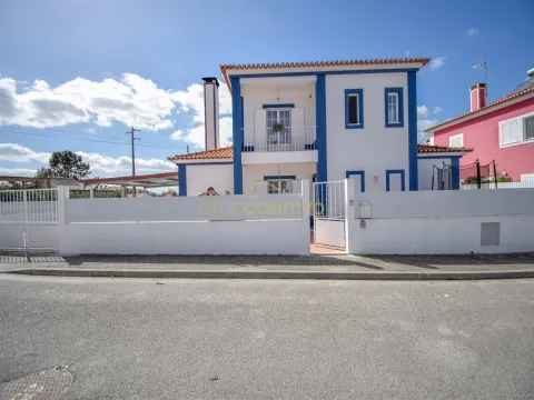 MORADIA T4 COMO NOVA - EXCELENTES ÁREAS