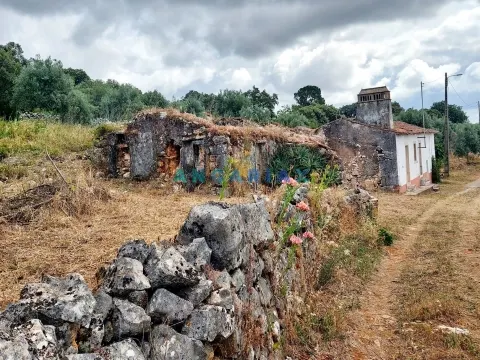 ANG1154 - Moradia T2 para Venda em Cortiçal, Porto de Mós
