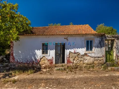 ANG1212 - Moradia T2 para Venda em Valverde, Alcanede, Santarém