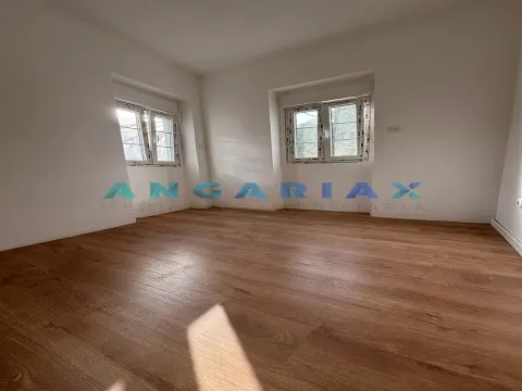 ANG1489 -  Apartamento T2+T1 para Venda em Nazaré