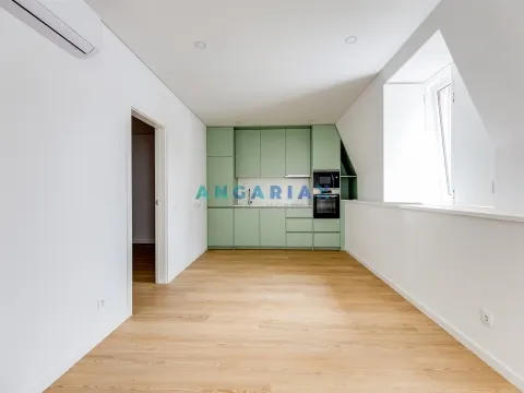 ANG1527 - Apartamento T1 para Arrendamento em Leiria