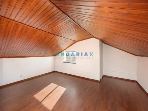 ANG1470 - 3 Bedroom House for Sale in Amor