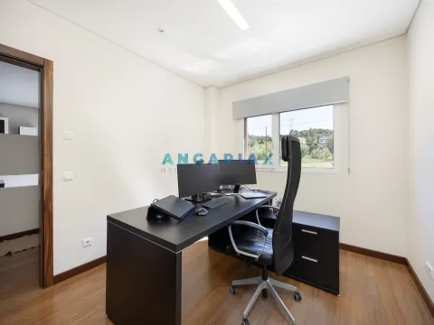 ANG1473 - Moradia T4 para Venda em Picheleiro, Leiria