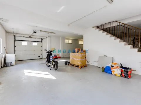 ANG1541 - Moradia T3 para Venda em Batalha