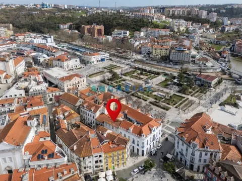 ANG1544 - Prédio para Venda em Leiria