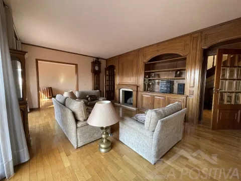 Wohnung 6 Schlafzimmer