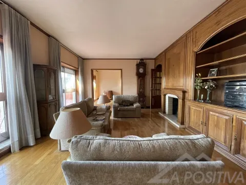 Wohnung 6 Schlafzimmer