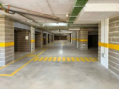 Garagens Fechadas (BOX) - Áreas desde 16.5 m2 - Portimão - Portimão