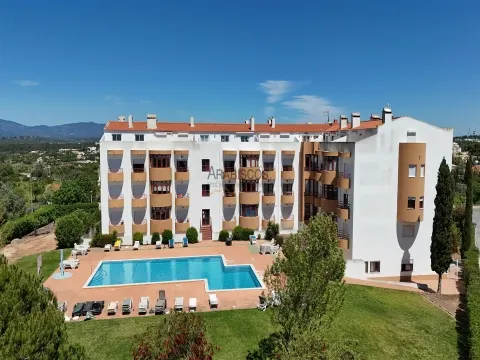 Apartamento T1 - Condomínio Fechado - Piscina - Vista Mar - Jardins - Alvor
