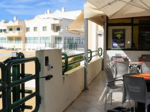 Bar Bistro - Vista a la piscina - Gran terraza - Alvor - Dunas - Algarve