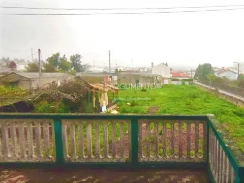 Terreno com projeto aprovado em Moreira