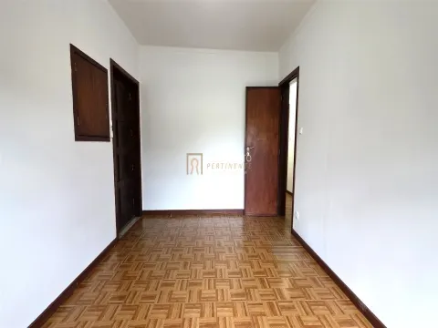 Andar Moradia T3 com Logradouro – Castelo da Maia