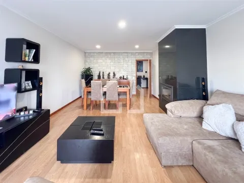 Apartment Floor Dwelling T2