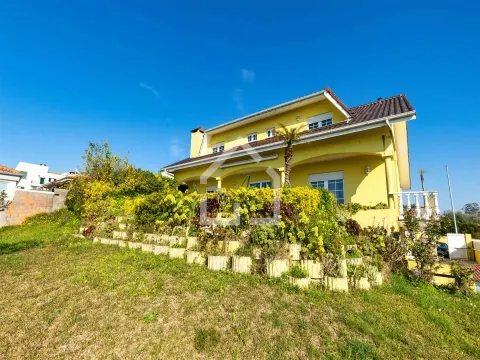 Moradia T5 - São João de Ver