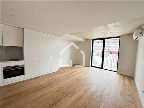 Apartamento T0 Arrendamento Oliveira de Azemeis