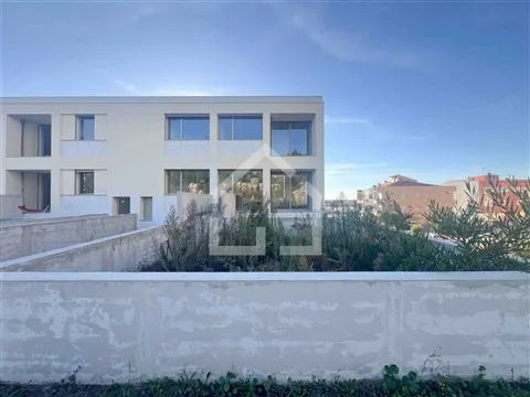 T3 Novo São João de Ver | Jardim Privado